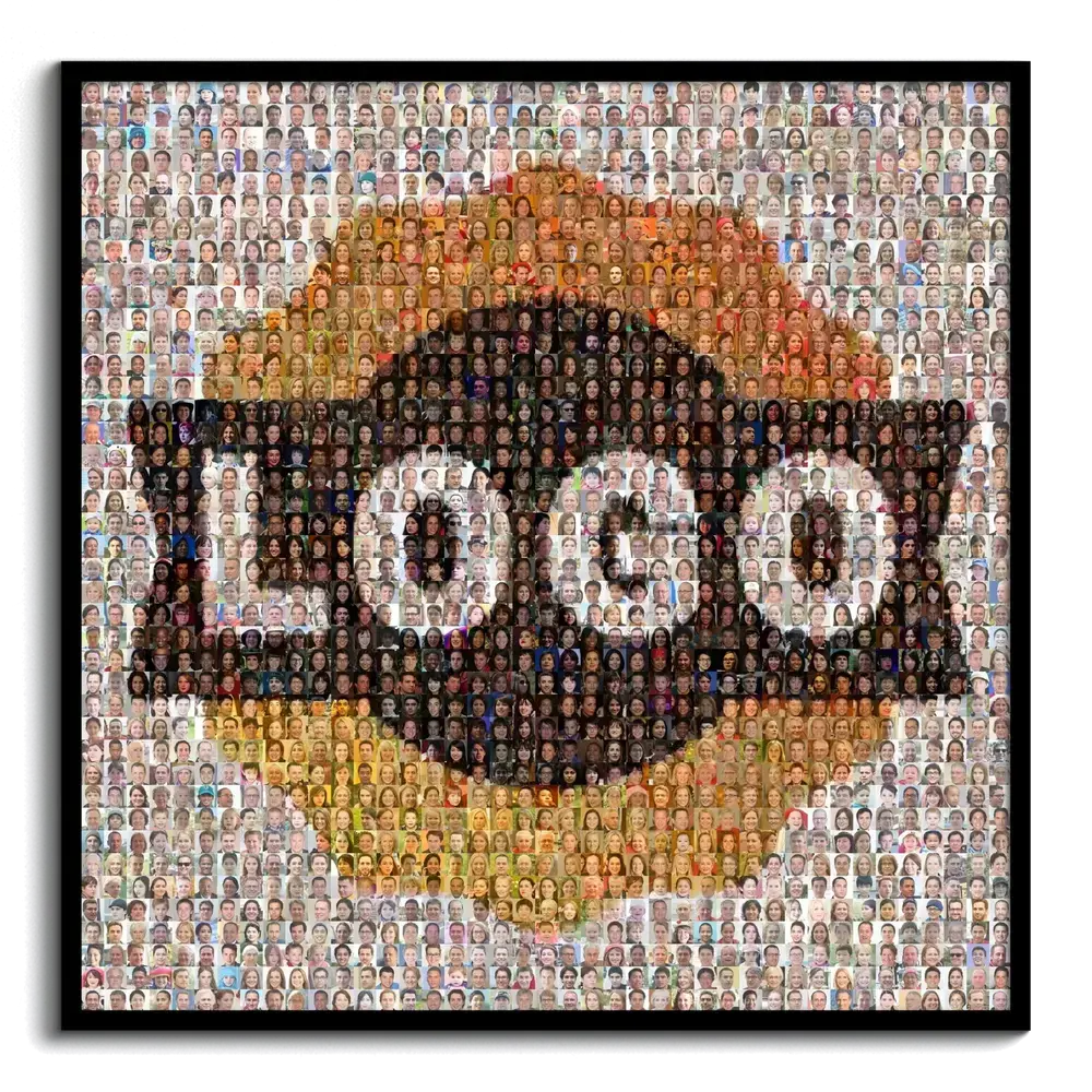 Firmenlogo als Fotomosaik aus Mitarbeiterbildern im schwarzen Rahmen, ein Geschenk zum Firmenjubiläum